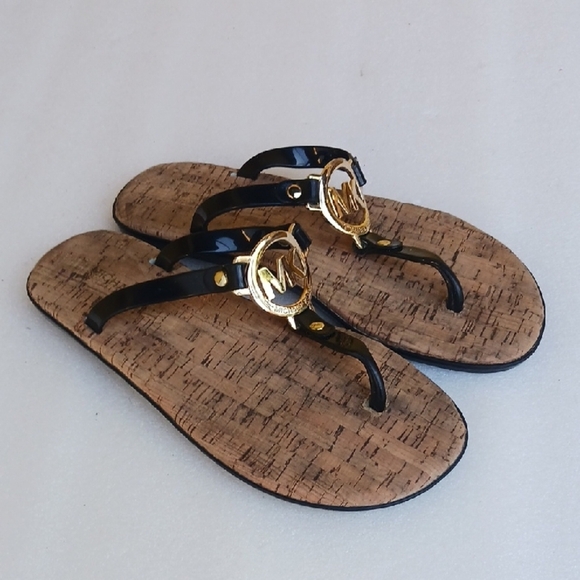 Michael Kors Black and Gold Women's Sandals Size 6-7 - Picture 1 of 4